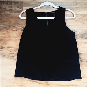 Banana republic no sleeve blouse